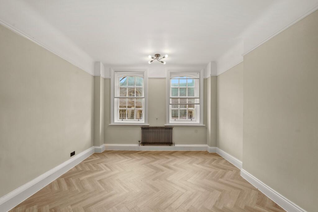 3 bed Apartment for rent in Bournemouth. From Frost & Co Estate Agents - Bournemouth