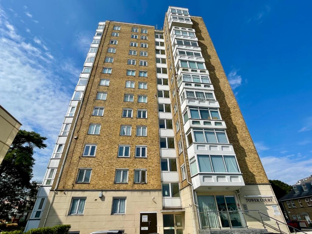 2 bed Apartment for rent in Bournemouth. From Frost & Co Estate Agents - Bournemouth