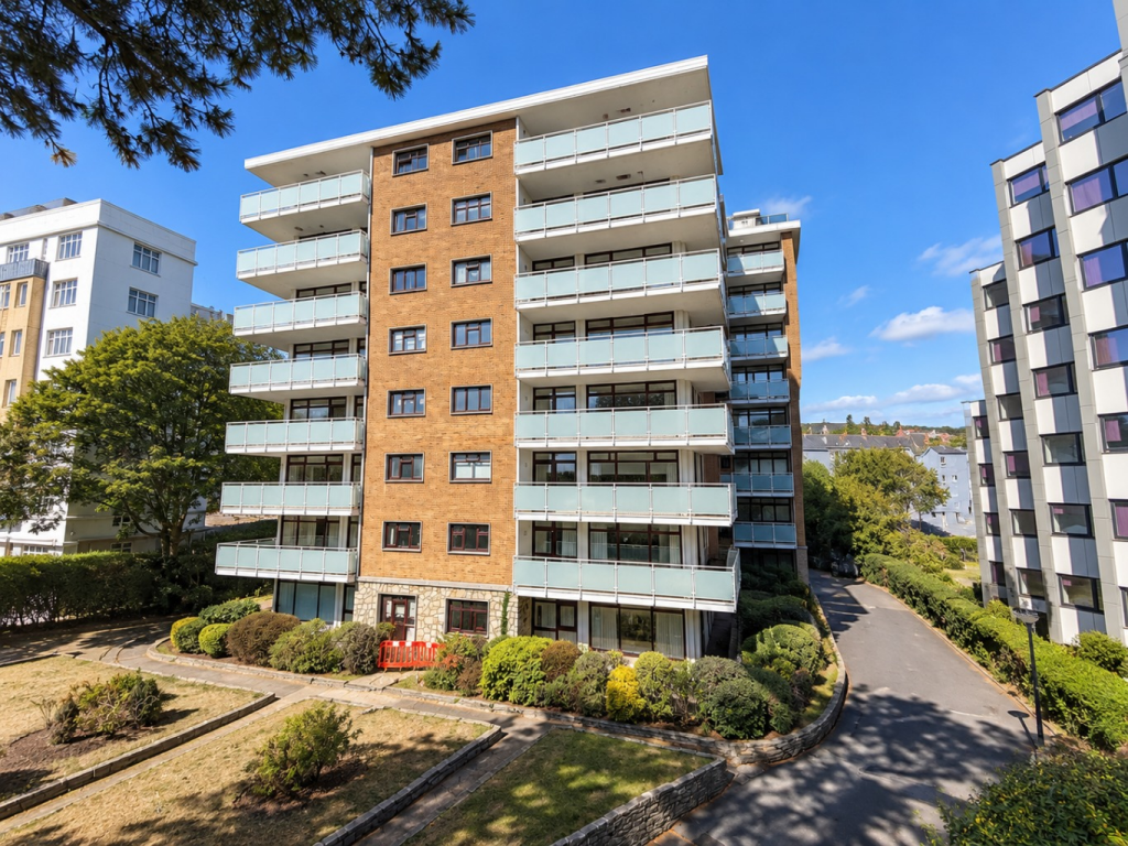2 bed 1st Floor Flat for rent in Bournemouth. From Frost & Co Estate Agents - Bournemouth