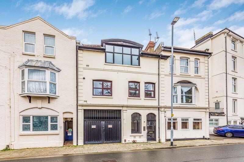 1 bed Apartment for rent in Portsmouth. From Fry & Kent - Southsea 1 bed Apartment for rent in Portsmouth. From Fry & Kent - Southsea