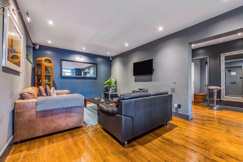 2 bed Apartment for rent in Portsmouth. From Fry & Kent - Southsea