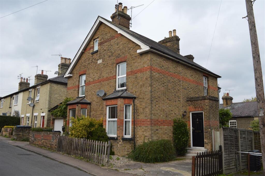 2 bed End of Terrace for rent in Bishop's Stortford. From Future Let - Harlow