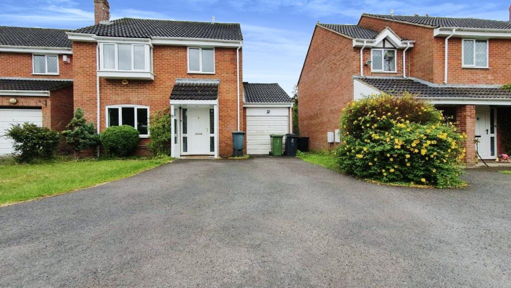 4 bed Detached for rent in Lydiard Millicent. From Gatekeeper - Swindon