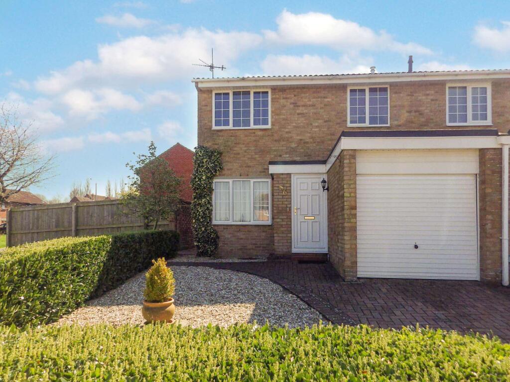 2 bed Mid Terraced House for rent in Blunsdon St Andrew. From Gatekeeper - Swindon