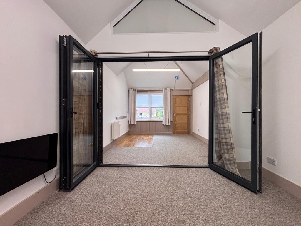 1 bed Apartment for rent in Stratton St Margaret. From Gatekeeper - Swindon