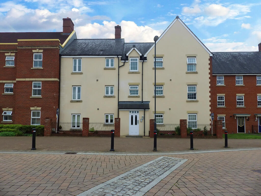2 bed Apartment for rent in Blunsdon St Andrew. From Gatekeeper - Swindon