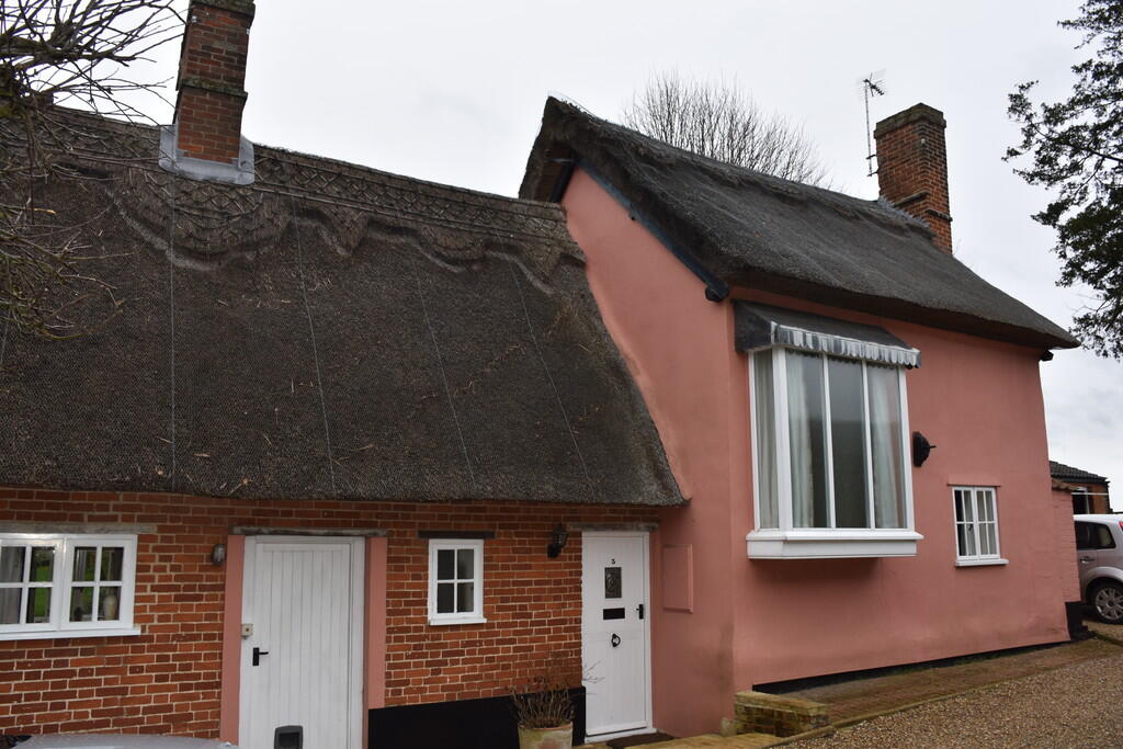 3 bed Cottage for rent in Risby. From GD Estates - Bury St Edmunds