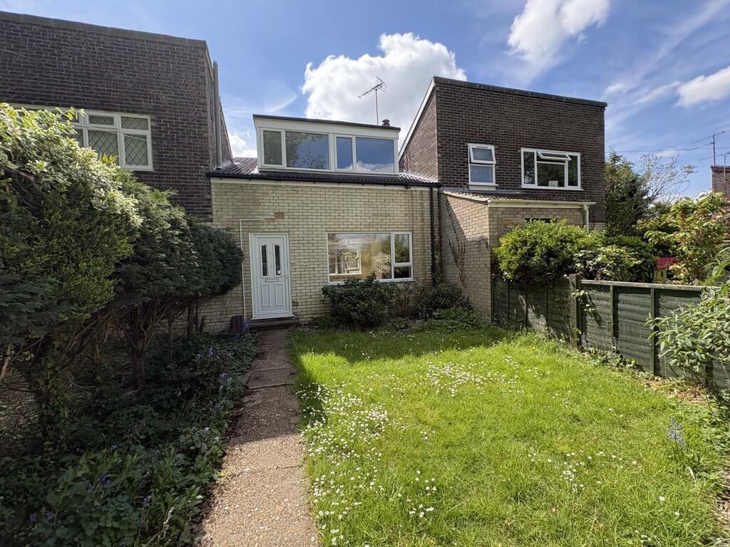 3 bed Mid Terraced House for rent in Sicklesmere. From GD Estates - Bury St Edmunds