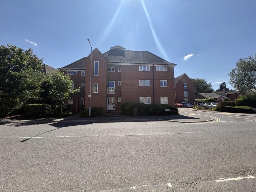 2 bed 1st Floor Flat for rent in Bury St Edmunds. From GD Estates - Bury St Edmunds