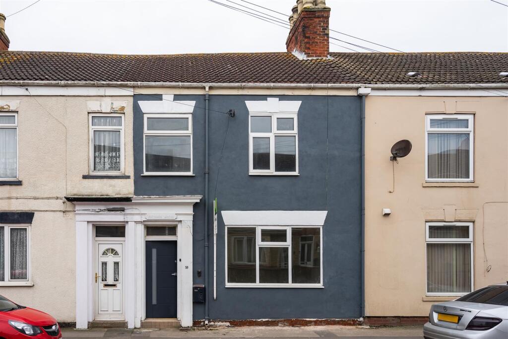 4 bed Mid Terraced House for rent in Withernsea. From Goodwin Fox - Withernsea