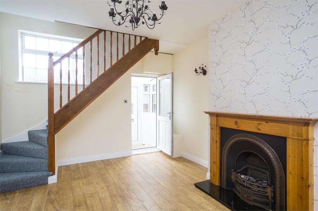 2 bed Mid Terraced House for rent in Withernsea. From Goodwin Fox - Withernsea 2 bed Mid Terraced House for rent in Withernsea. From Goodwin Fox - Withernsea