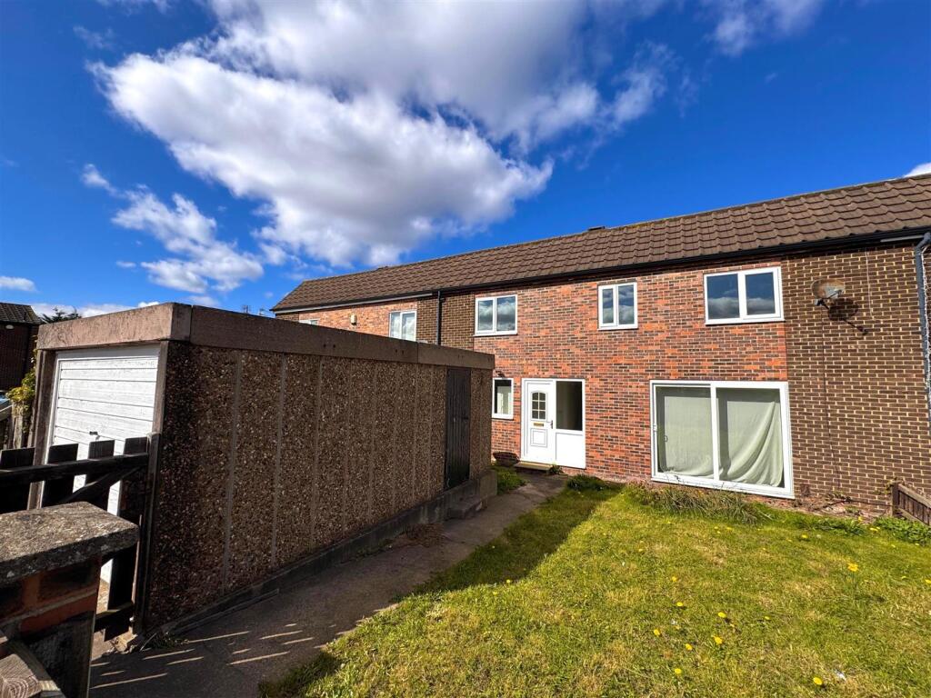 3 bed Detached for rent in Middlesbrough. From Gowland White - Stockton-On-Tees