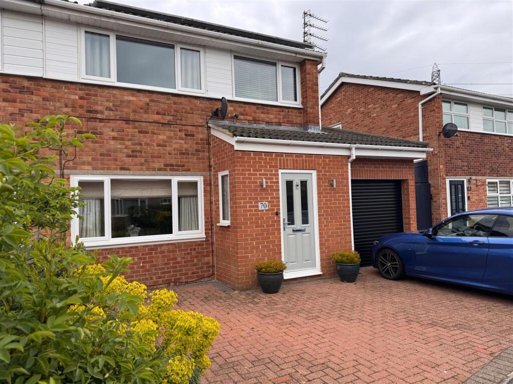 3 bed Detached for rent in Yarm. From Gowland White - Yarm 3 bed Detached for rent in Yarm. From Gowland White - Yarm