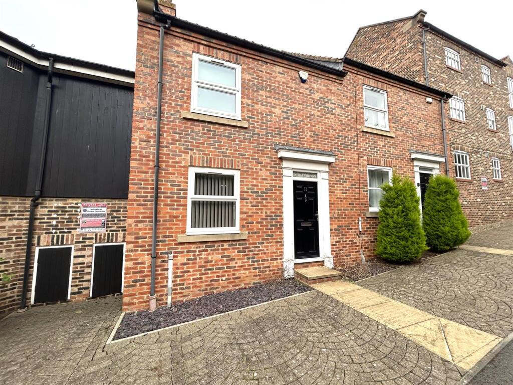 2 bed Mid Terraced House for rent in Yarm. From Gowland White - Yarm