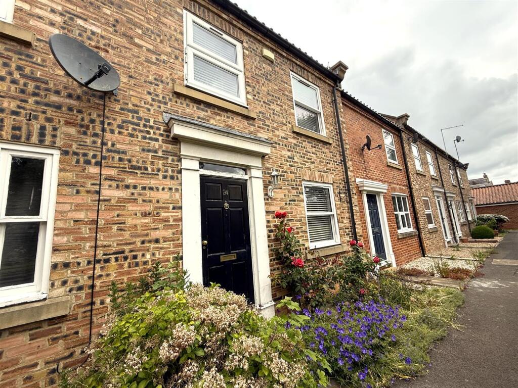 2 bed Mid Terraced House for rent in Yarm. From Gowland White - Yarm