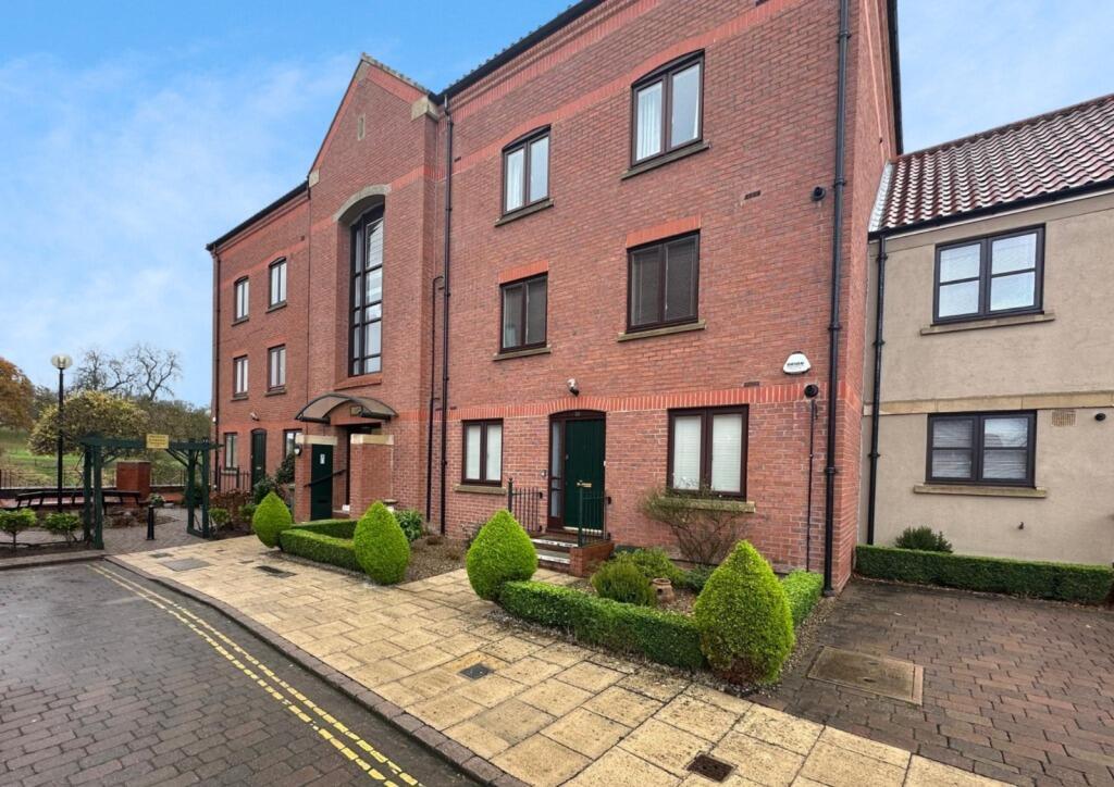 2 bed 1st Floor Flat for rent in Yarm. From Gowland White - Yarm