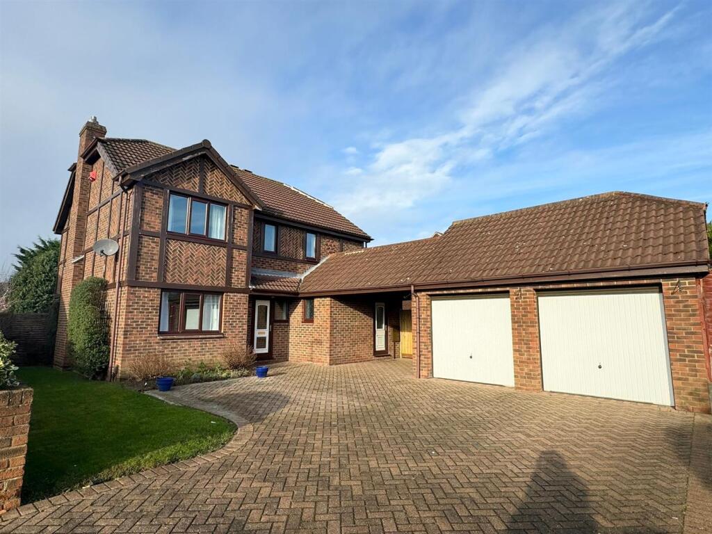 4 bed Detached for rent in Thornaby-on-Tees. From Gowland White - Yarm