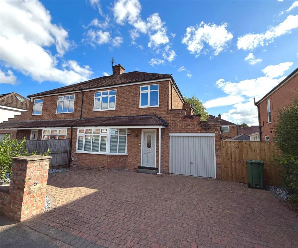 3 bed Detached for rent in Aislaby. From Gowland White - Yarm 3 bed Detached for rent in Aislaby. From Gowland White - Yarm