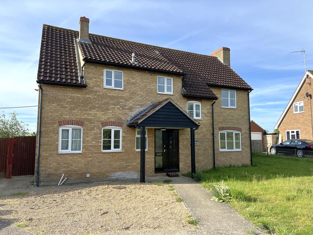 4 bed Detached for rent in Little Yeldham. From Gray & Co - Great Bardfield 4 bed Detached for rent in Little Yeldham. From Gray & Co - Great Bardfield