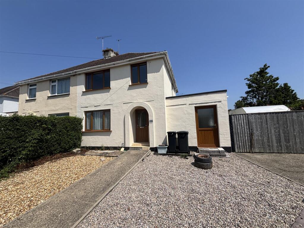 3 bed Semi Detached for rent in Upton. From Greys Estate Agents - Upton 3 bed Semi Detached for rent in Upton. From Greys Estate Agents - Upton