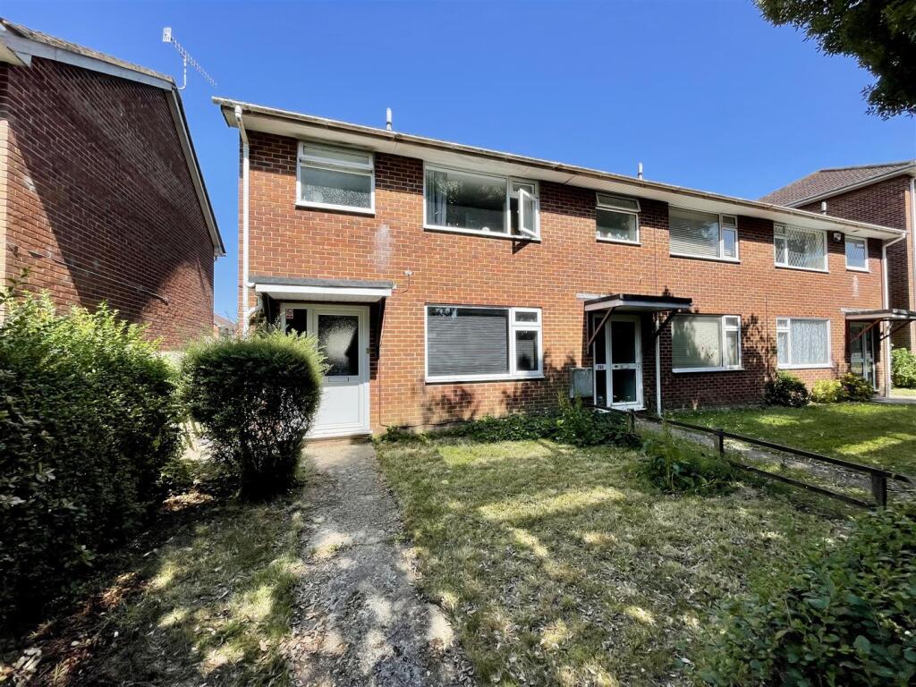 3 bed End of Terrace for rent in Poole. From Greys Estate Agents - Upton