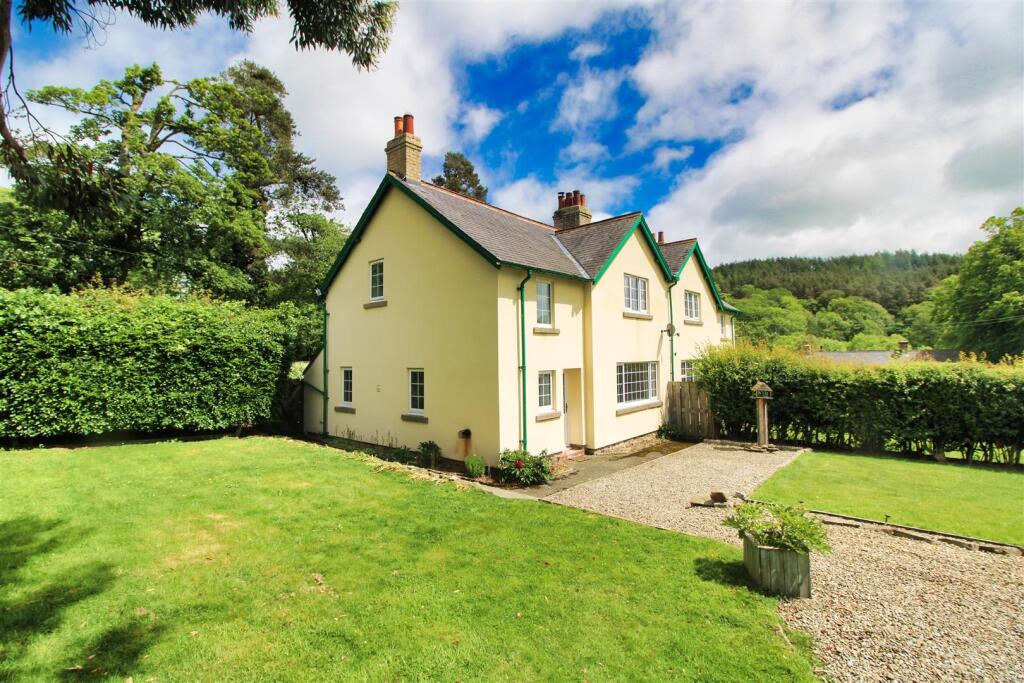 3 bed Semi Detached for rent in Wolsingham. From GSC Grays - Farm Agency 3 bed Semi Detached for rent in Wolsingham. From GSC Grays - Farm Agency