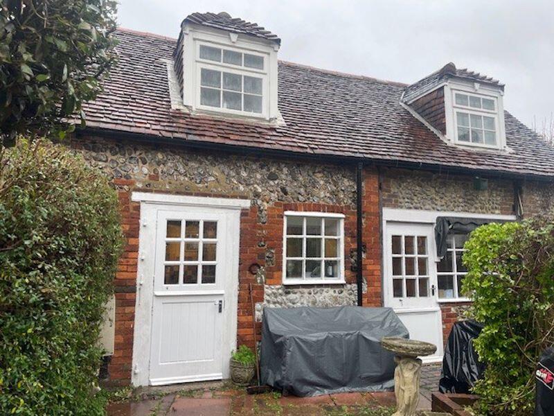 1 bed Chalet type for rent in Steyning. From H J  Burt - Steyning