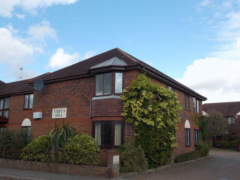 1 bed 1st Floor Flat for rent in Partridge Green. From H J  Burt - Steyning