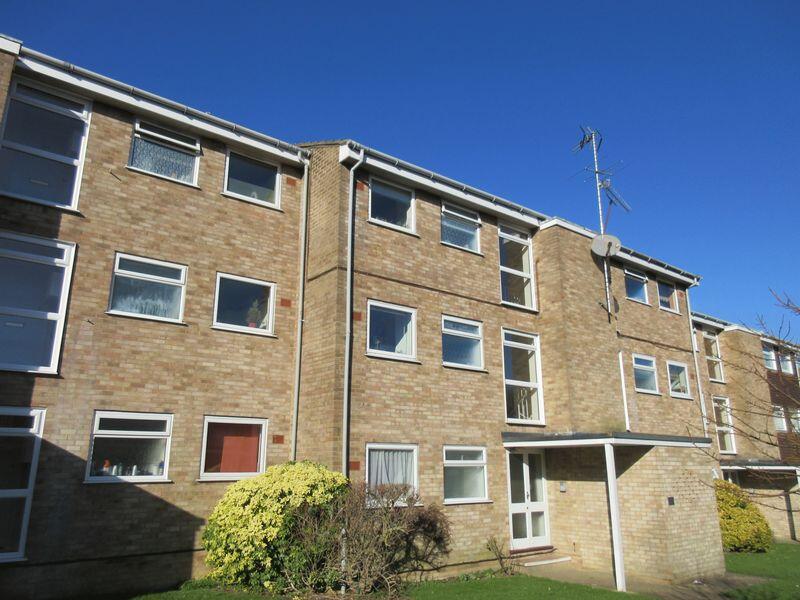 1 bed Apartment for rent in Castle Town. From H J  Burt - Steyning