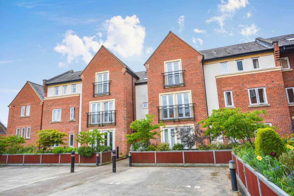 2 bed Apartment for rent in Coleshill. From Hadlands - Amersham 2 bed Apartment for rent in Coleshill. From Hadlands - Amersham