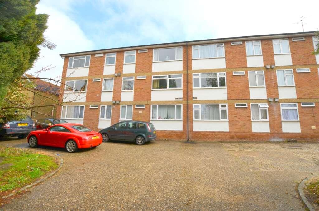 2 bed Apartment for rent in Chesham. From Hadlands - Amersham