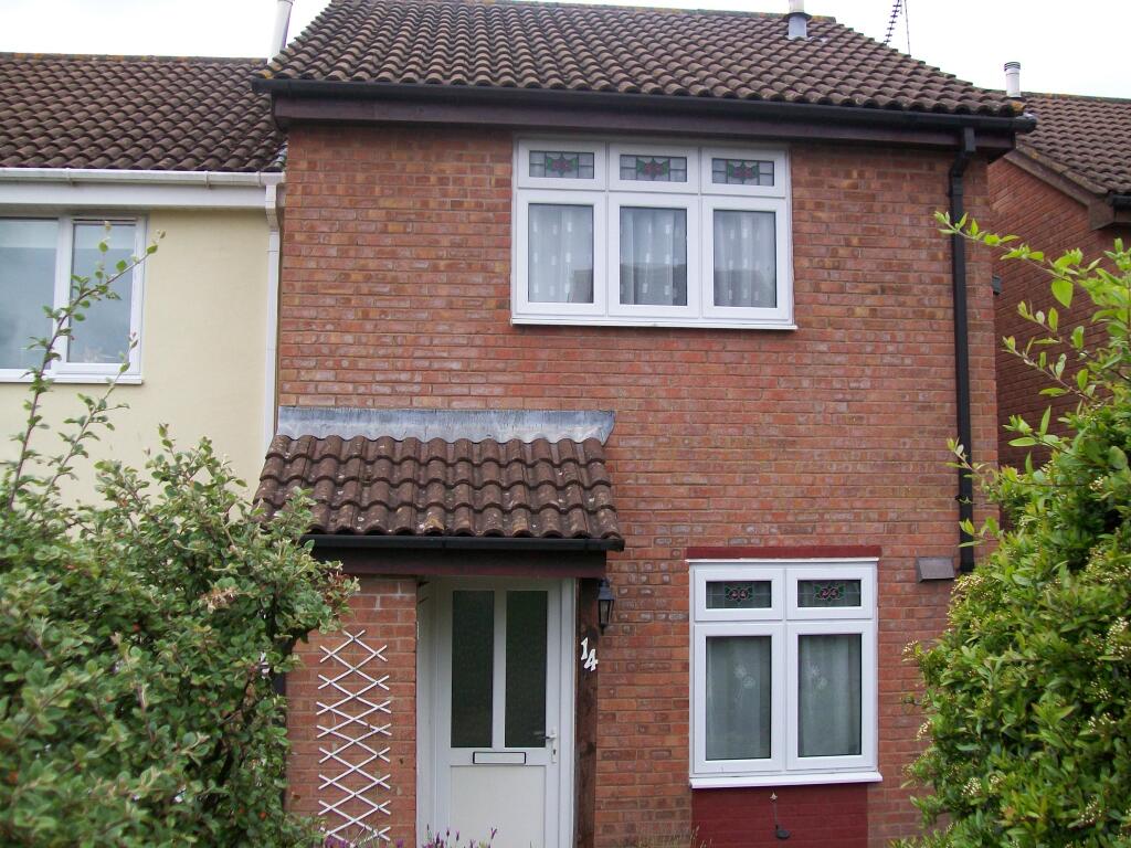 2 bed Mid Terraced House for rent in Ottery St Mary. From Hall & Scott - Ottery St. Mary 2 bed Mid Terraced House for rent in Ottery St Mary. From Hall & Scott - Ottery St. Mary