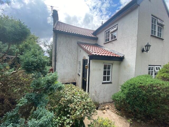 2 bed Cottage for rent in Aylesbeare. From Hall & Scott - Ottery St. Mary 2 bed Cottage for rent in Aylesbeare. From Hall & Scott - Ottery St. Mary