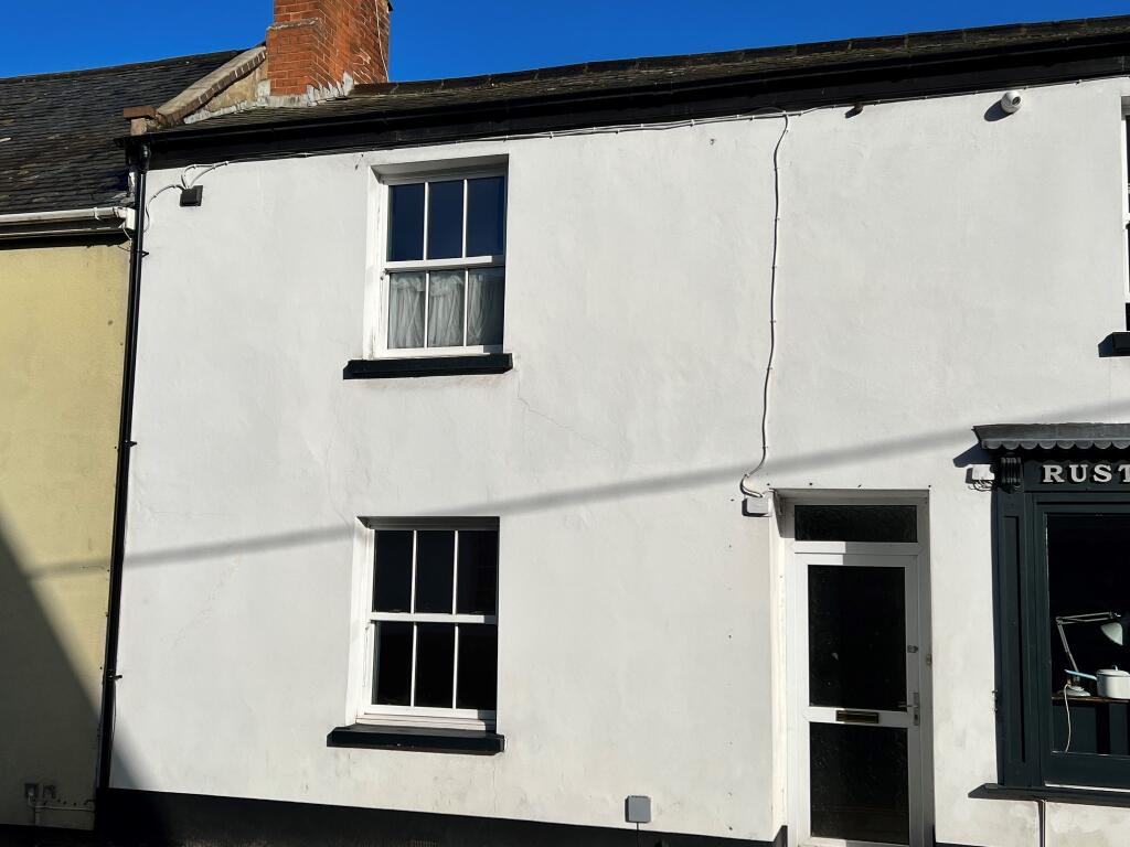 2 bed Mid Terraced House for rent in Ottery St Mary. From Hall & Scott - Ottery St. Mary