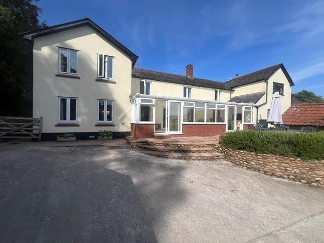 5 bed Semi Detached for rent in West Hill. From Hall & Scott - Ottery St. Mary 5 bed Semi Detached for rent in West Hill. From Hall & Scott - Ottery St. Mary