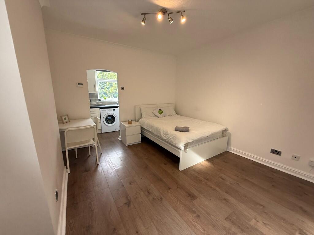 0 bed Studio for rent in Brindle Heath. From Happy Homes UK Ltd - Manchester