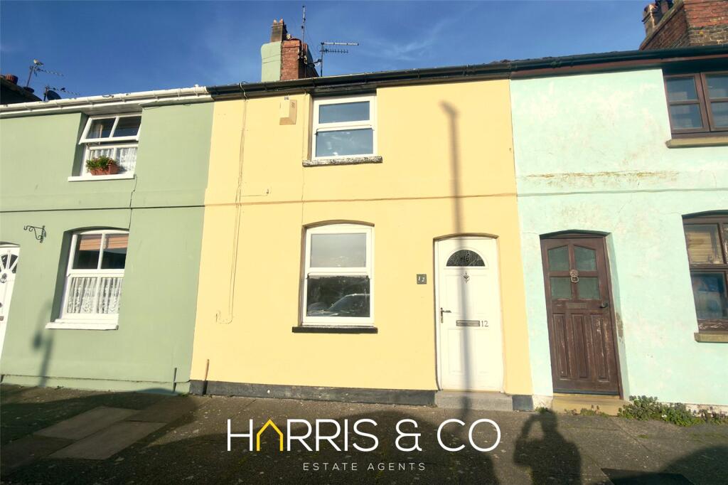 2 bed Mid Terraced House for rent in Fleetwood. From Harris & Co - Fleetwood