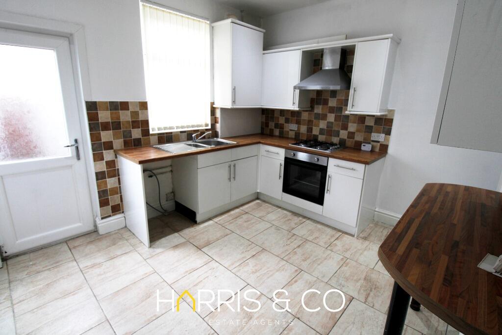 2 bed Mid Terraced House for rent in Staining. From Harris & Co - Fleetwood