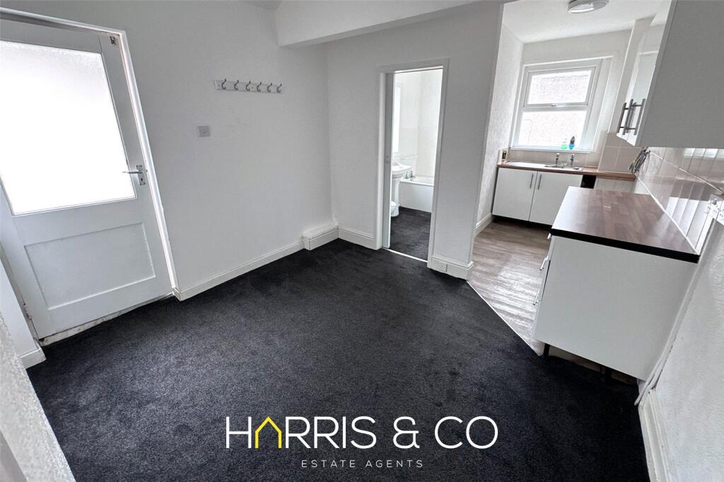 2 bed Apartment for rent in Fleetwood. From Harris & Co - Fleetwood