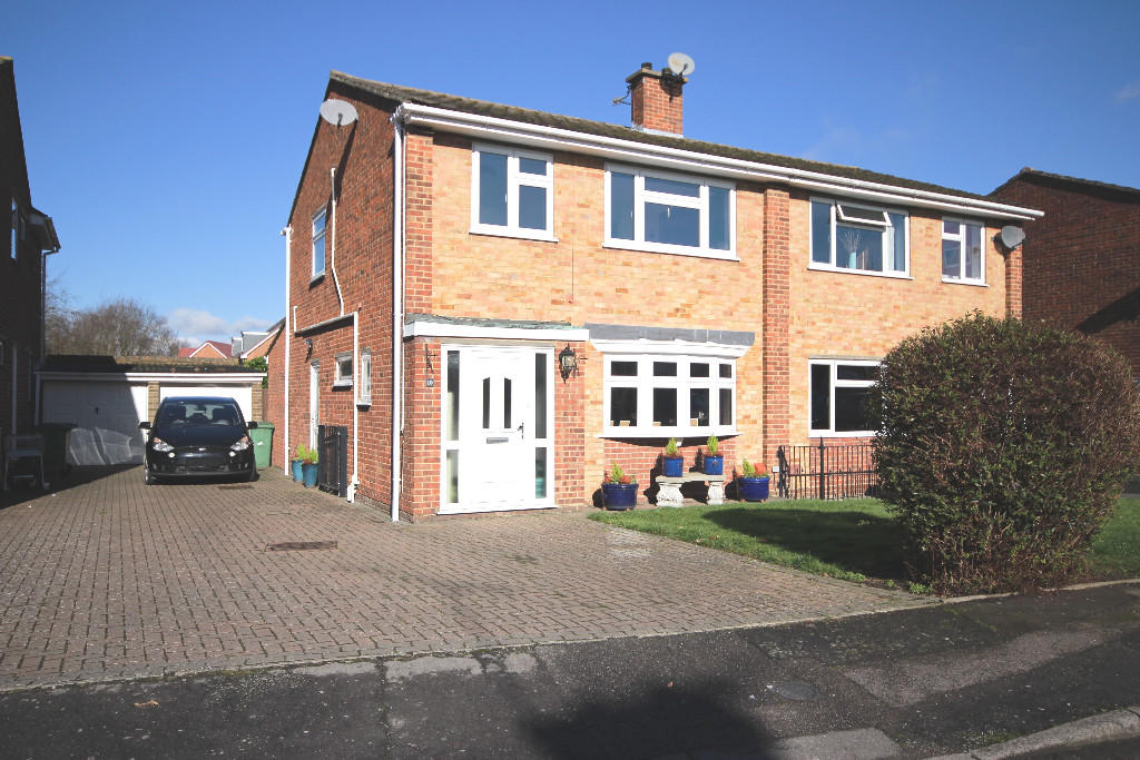 3 bed Semi Detached for rent in Forstal. From Hatch Batten Estates - Allington