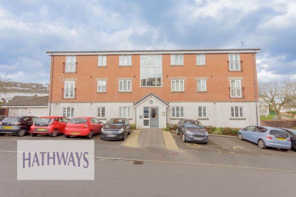 2 bed 1st Floor Flat for rent in Caerleon. From Hathways Estate Agents - Cwmbran 2 bed 1st Floor Flat for rent in Caerleon. From Hathways Estate Agents - Cwmbran