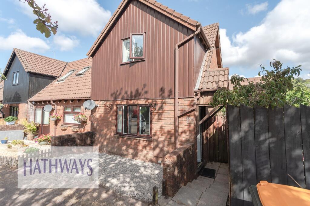 1 bed Mid Terraced House for rent in Caerleon. From Hathways Estate Agents - Cwmbran