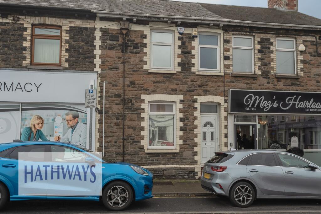 1 bed Mid Terraced House for rent in Cwmbran. From Hathways Estate Agents - Cwmbran