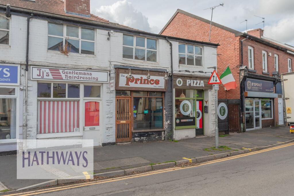 2 bed 1st Floor Flat for rent in Caerleon. From Hathways Estate Agents - Cwmbran