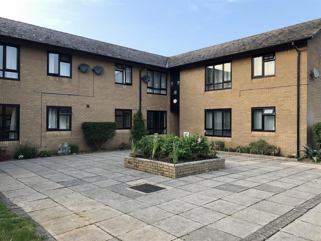 1 bed 1st Floor Flat for rent in Rendlesham. From Haydn Jacks Ltd - Rendlesham 1 bed 1st Floor Flat for rent in Rendlesham. From Haydn Jacks Ltd - Rendlesham