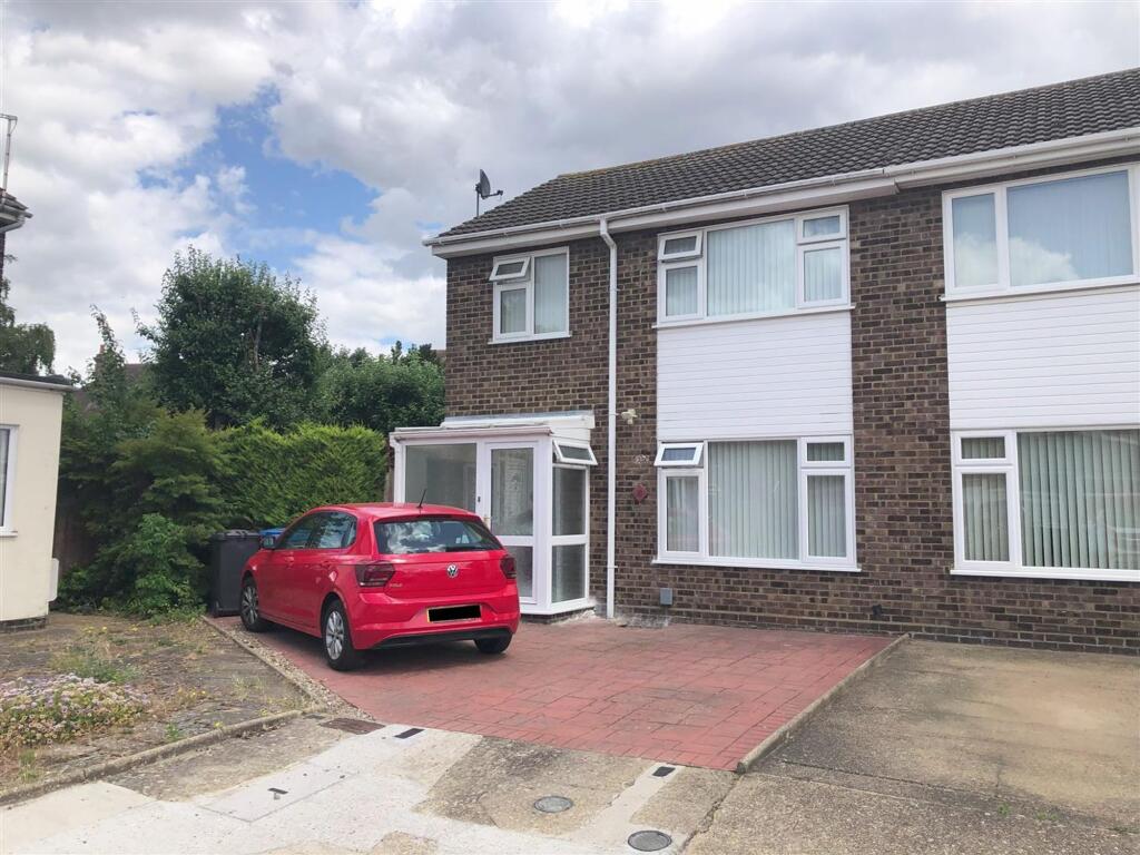 3 bed Semi Detached for rent in Ipswich. From Haydn Jacks Ltd - Rendlesham 3 bed Semi Detached for rent in Ipswich. From Haydn Jacks Ltd - Rendlesham