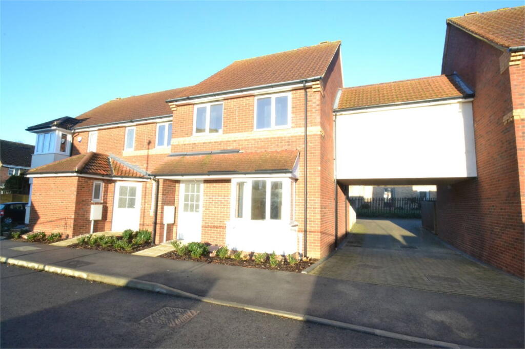 3 bed Mid Terraced House for rent in Corby. From Henderson Connellan - Corby