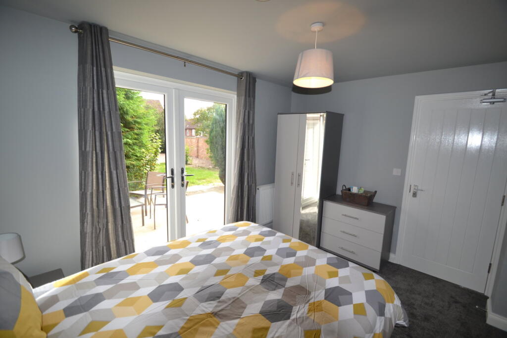 4 bed HMO for rent in Corby. From Henderson Connellan - Corby 4 bed HMO for rent in Corby. From Henderson Connellan - Corby