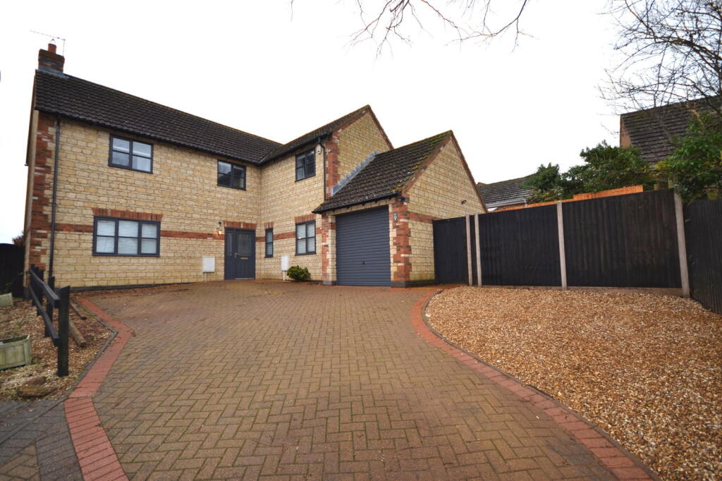 5 bed Detached for rent in Rushton. From Henderson Connellan - Kettering