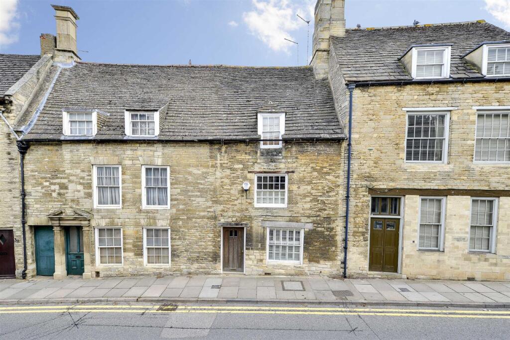 4 bed Detached for rent in Oundle. From Henderson Connellan - Kettering